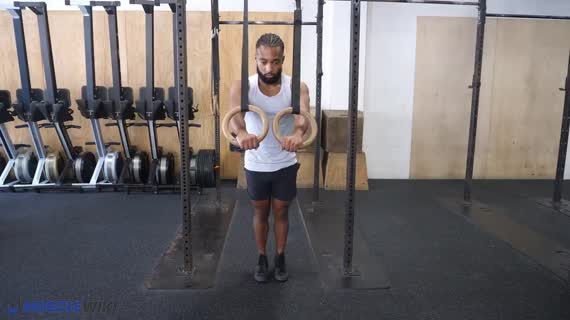 رول اوت ایستاده روی حلقه